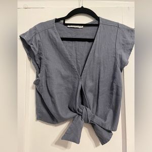 Abercrombie; Blue front tie crop top